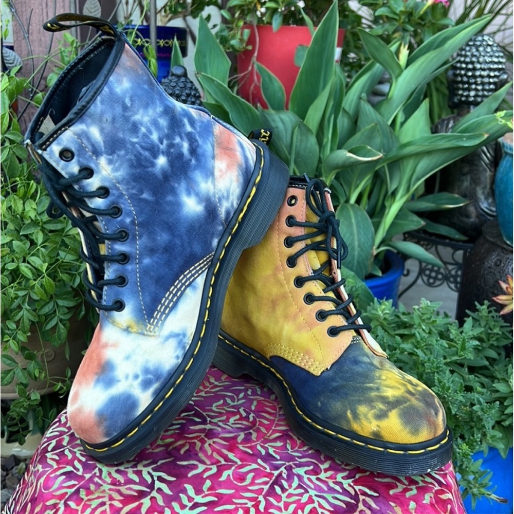 Dr. Martens Retro Psychedelic Acid Wash Tie Dye Canvas Boots - Picture 6 of 16
